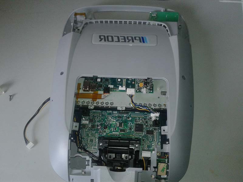 precor-console01-min